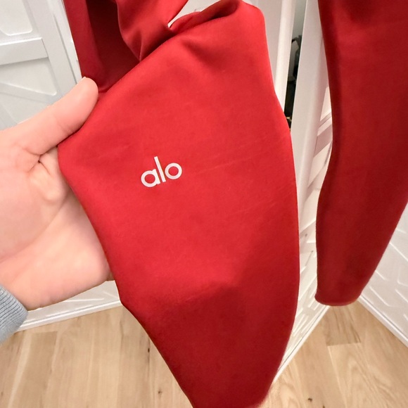 Alo XS Red 7/8 High-Waist Airlift Legging - Picture 4 of 5